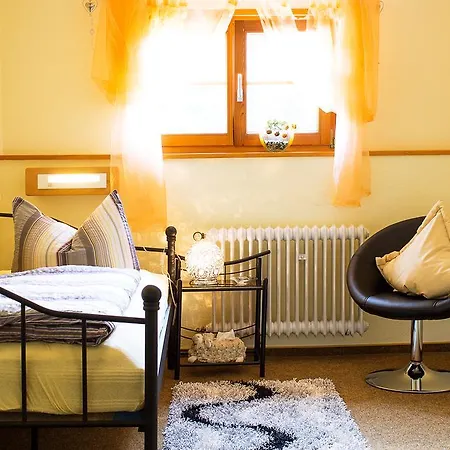 舒尔赫姆尔旅馆 2*